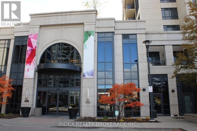 Building Photo - 6 Eva Rd