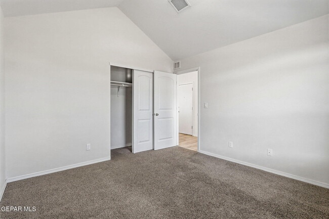 Building Photo - 13745 Lago Vista Ave