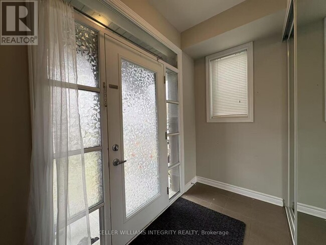 Building Photo - 2516 Waterlilly Way