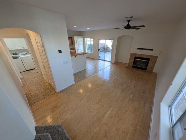 Foto del edificio - 205 Heiple Ct