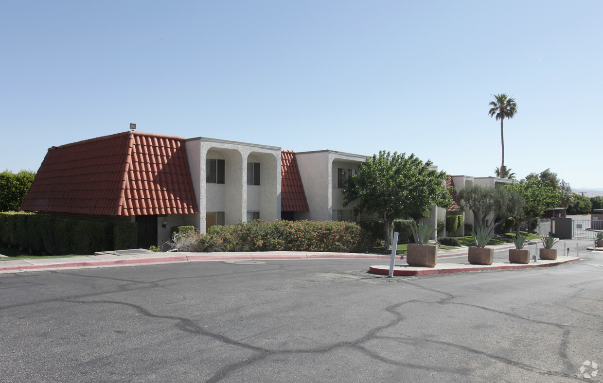 Primary Photo - Indian Canyon Gardens