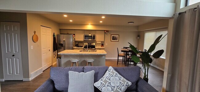 Foto del edificio - 4075 Autumn Heights Dr