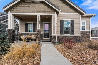 Building Photo - 927 Brocade Dr