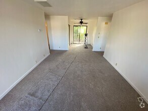Building Photo - 9339 Musselman Dr