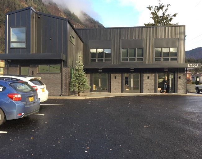 1200 Glacier Ave Unit B, Juneau, AK 99801 Room for Rent in Juneau, AK