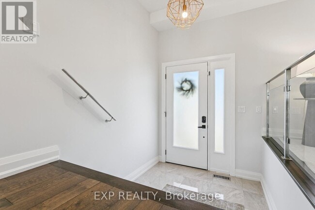 Photo du bâtiment - 105 Twenty Second St