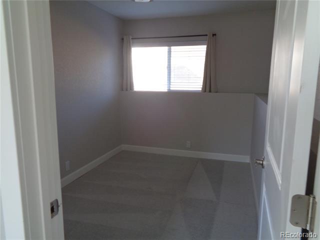 Foto del edificio - 9235 Clermont Dr