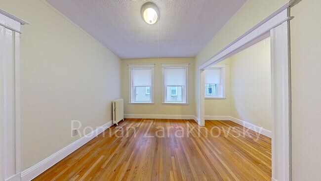 Foto del edificio - 69 Woodstock Ave