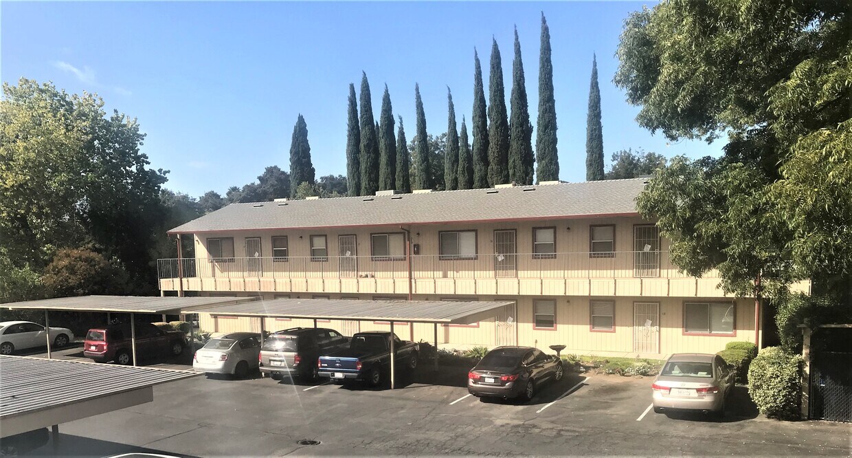 Primary Photo - 2601 Delano Ave