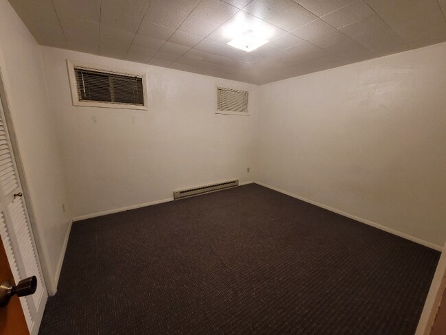 Foto del edificio - 1320 Linda Ln