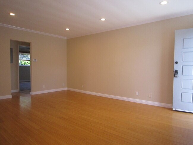Building Photo - 3711 Inglewood Blvd