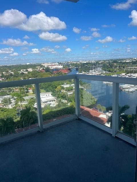 Foto del edificio - 1861 NW S River Dr