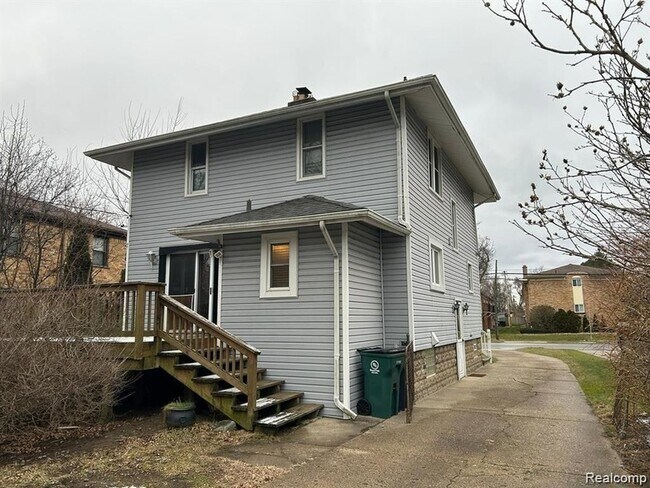 Foto del edificio - 613 E Lincoln Ave
