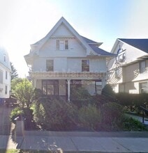 Building Photo - 51 Rutgers St