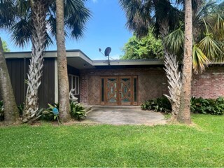 Foto principal - 3715 Beechwood Dr
