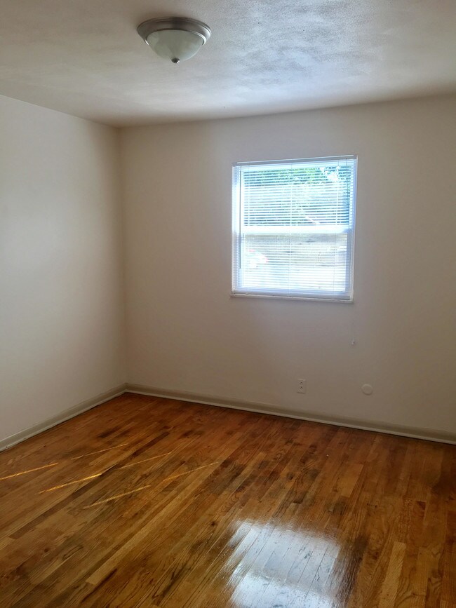 Shamrock Apartments Apartments Indianapolis, IN