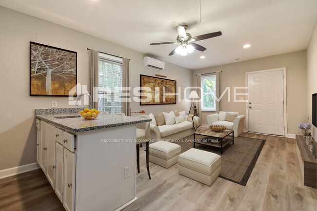 Foto del edificio - 6079 Chaseland Rd
