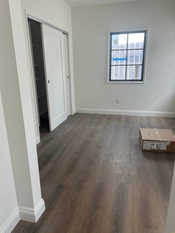 Foto del edificio - 926 E Dryden St