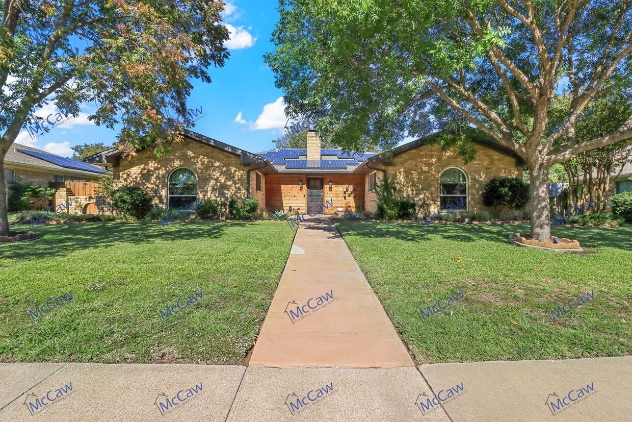 Beautiful Remodeled 4/3 Home in Plano! House Rental in Plano, TX
