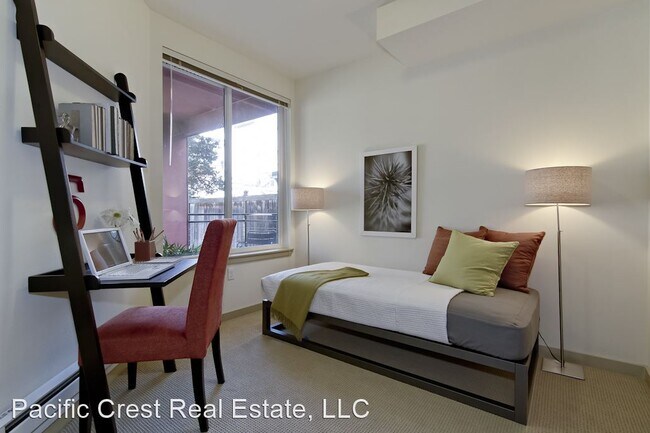 Building Photo - 1623 Bellevue Ave