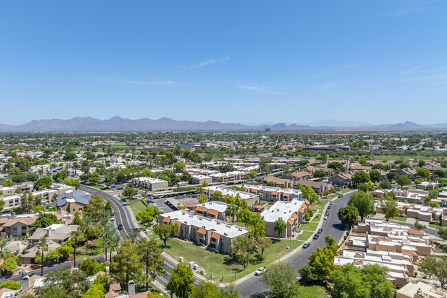 Foto aérea - Scottsdale Place Apartments