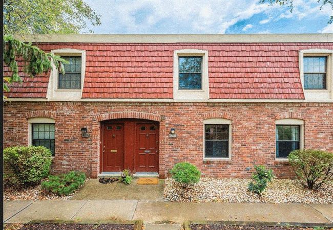 Front of Unit - 1280 Pennsbury Blvd