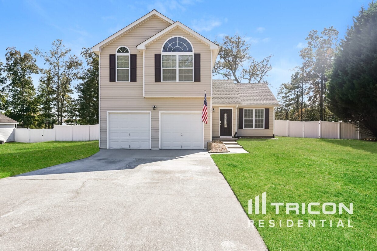 Primary Photo - 173 Edison Drive Stockbridge GA
