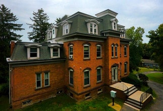 Building Photo - 11 Whitehill Terrace