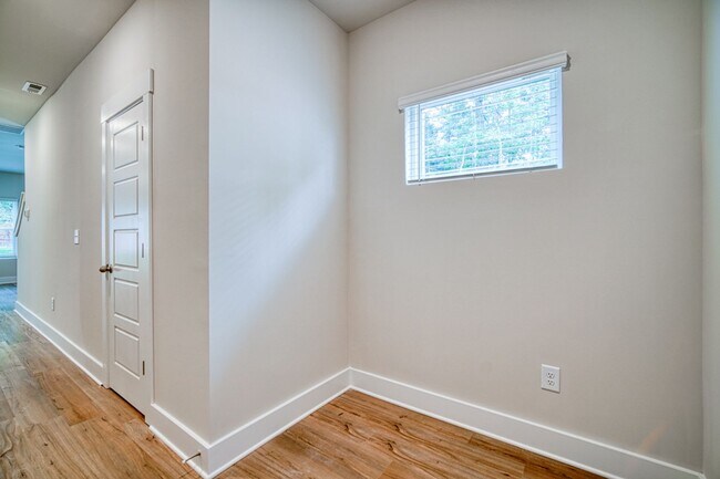 Foto del edificio - 691 Millwright Wy