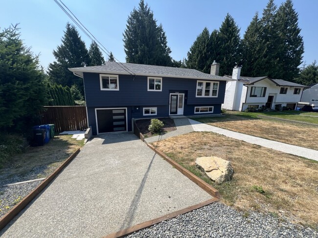 Building Photo - 3963 Macisaac Dr