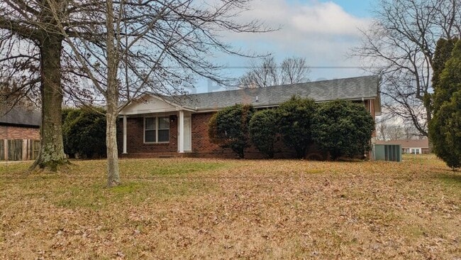 Building Photo - 3412 Melrose Dr