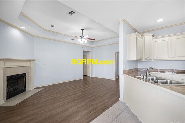 Foto del edificio - 3 Bed 2 Bath House for Rent!
