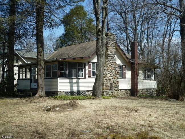 Building Photo - 205 Annisquam Rd