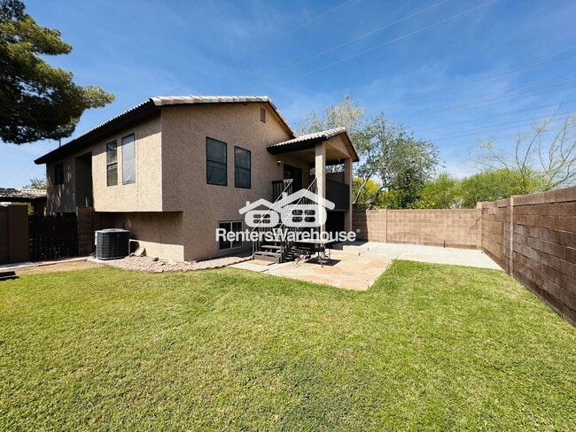 Building Photo - 4102 E Tanglewood Dr