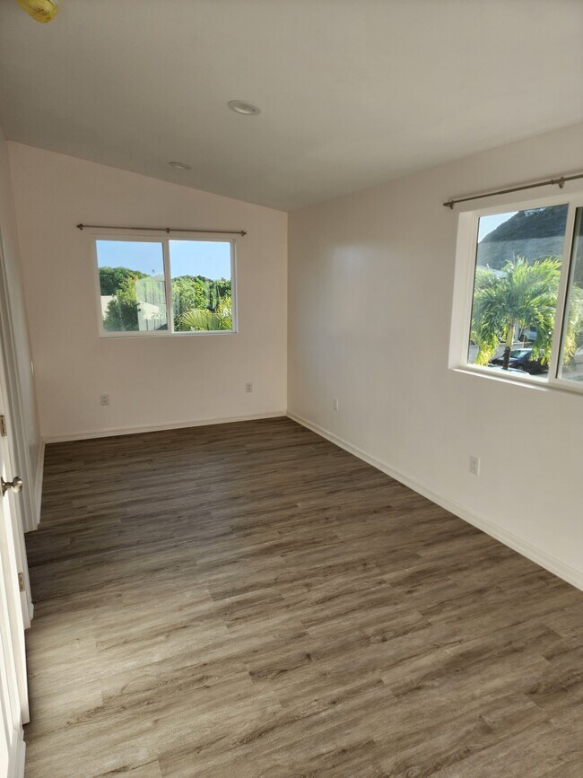 Foto del edificio - 5340 Liwai St