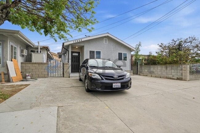 Building Photo - 17406 Horst Ave