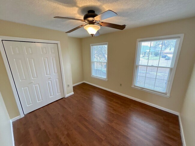 Foto del edificio - 8209 Crimson Creek Dr