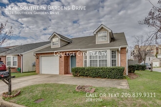 Building Photo - 1424 Southern Gardens Dr
