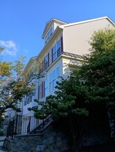 Building Photo - 2039 Capstone Cir