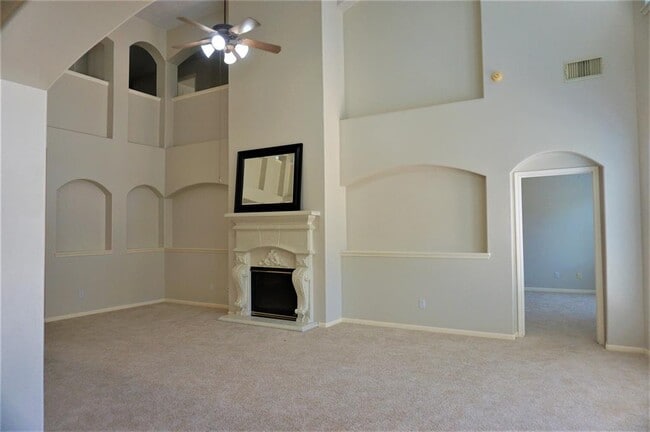 Building Photo - 8123 Buffalo Springs Ct