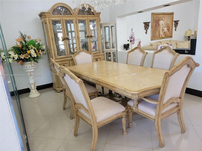 Foto del edificio - 8900 NW 148th Terrace
