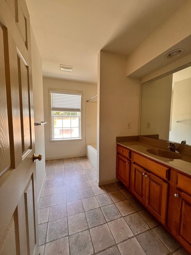 Foto del edificio - Beautiful Mountville 4 BR/2 1/2 Bath Home ...