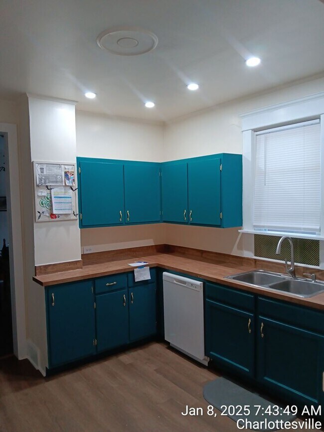 Foto del edificio - 463 14th St NW