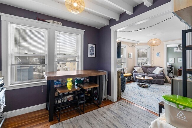 Building Photo - 61 Cummins Hwy