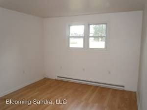 Building Photo - 105-107 Sandra Dr