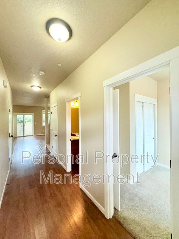 Foto del edificio - 7641 NE 31st Cir