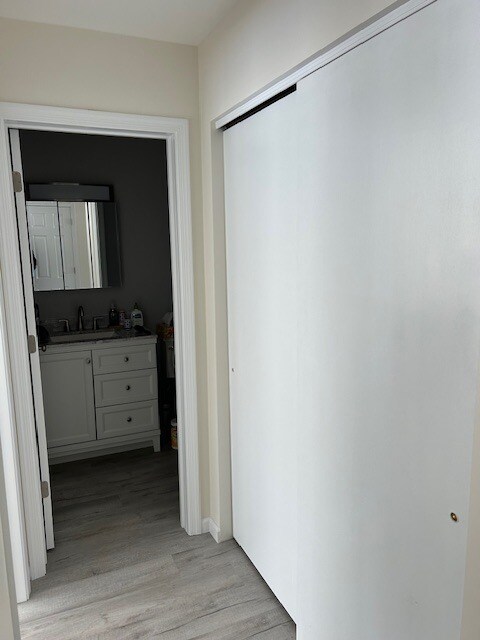 Building Photo - 1305 Brislin Rd