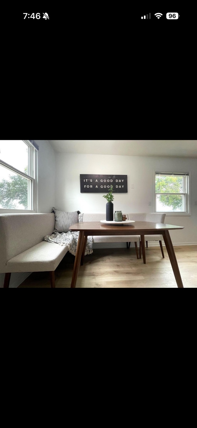 Foto del edificio - 4212 Jewel St