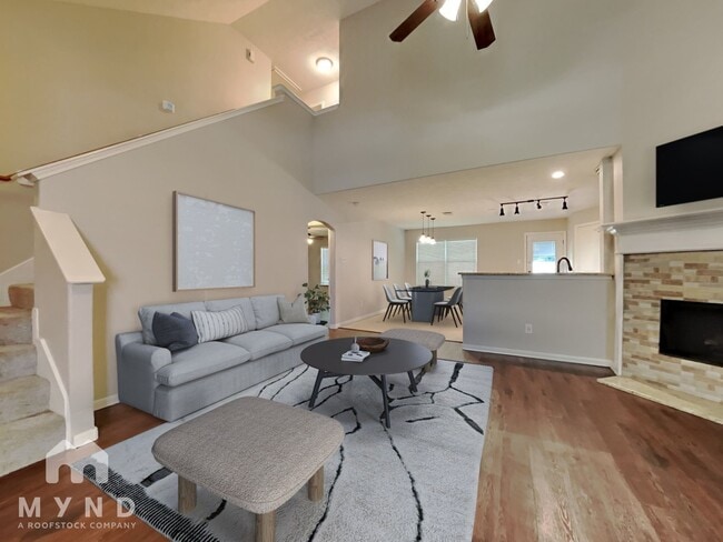 Building Photo - 18421 Sunrise Pines Dr