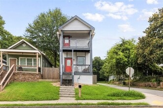 Building Photo - 494 Rockwell St SW